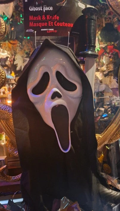 Masque Ghost Face avec couteau